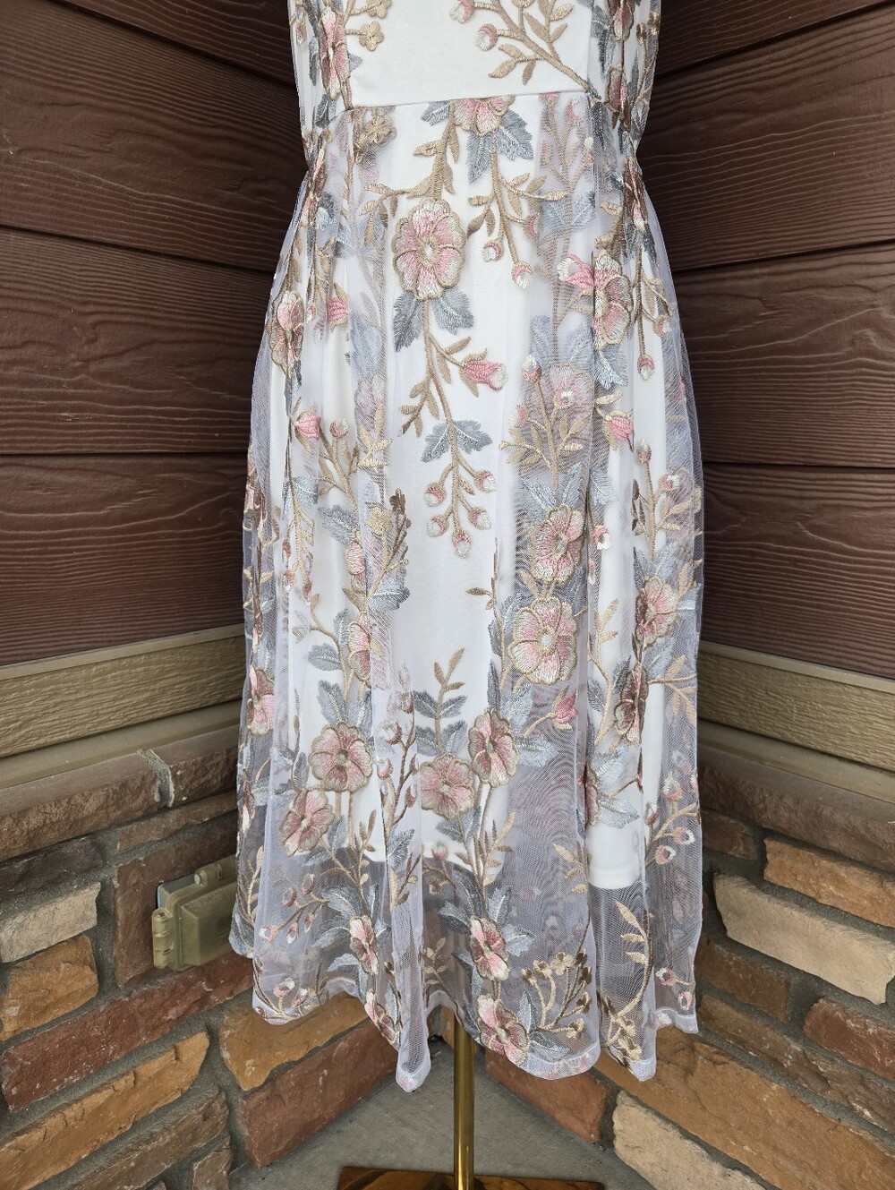 Adrianna Papell Illusion Sleeveless Floral Embroidered Midi Dress Women’s Size 8 - Picture 5 of 16